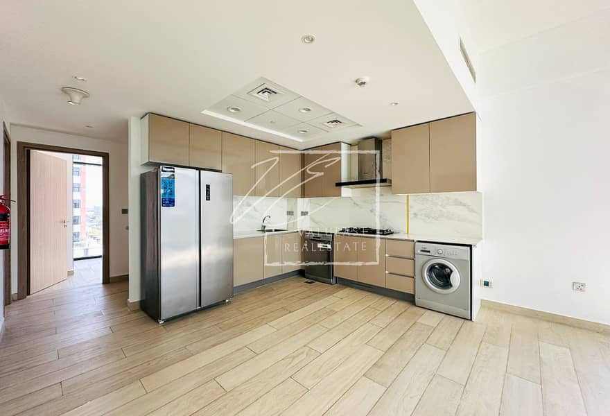 3 Bedroom | Resale | Corner Unit | Prime Location