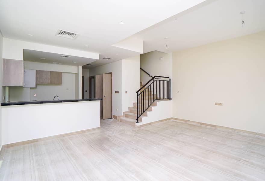 Vacant | Brand New Townhouse | Community View