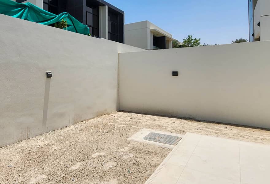 Vacant | Brand New Townhouse | Community View - Image 29