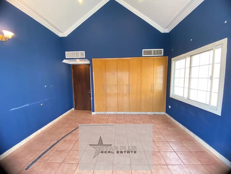 PRIVATE ENTRANCE 4 BEDROOM VILLA WITH MAID ROOM BIG SIZE WITH SHARE SWIMMING POOL