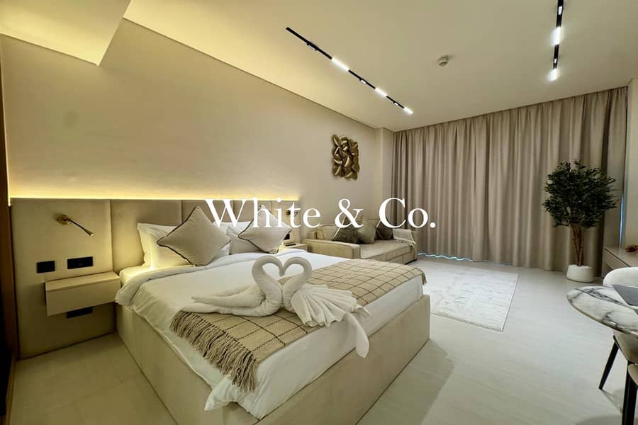 Luxury | Upgraded Studio | Canal Views - Image 6