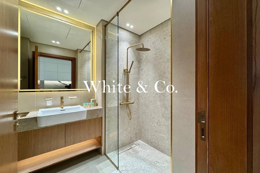 Luxury | Upgraded Studio | Canal Views - Image 9