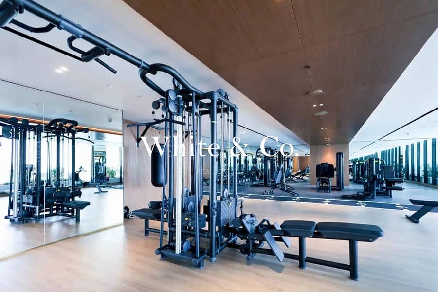 Luxury | Upgraded Studio | Canal Views - Image 16