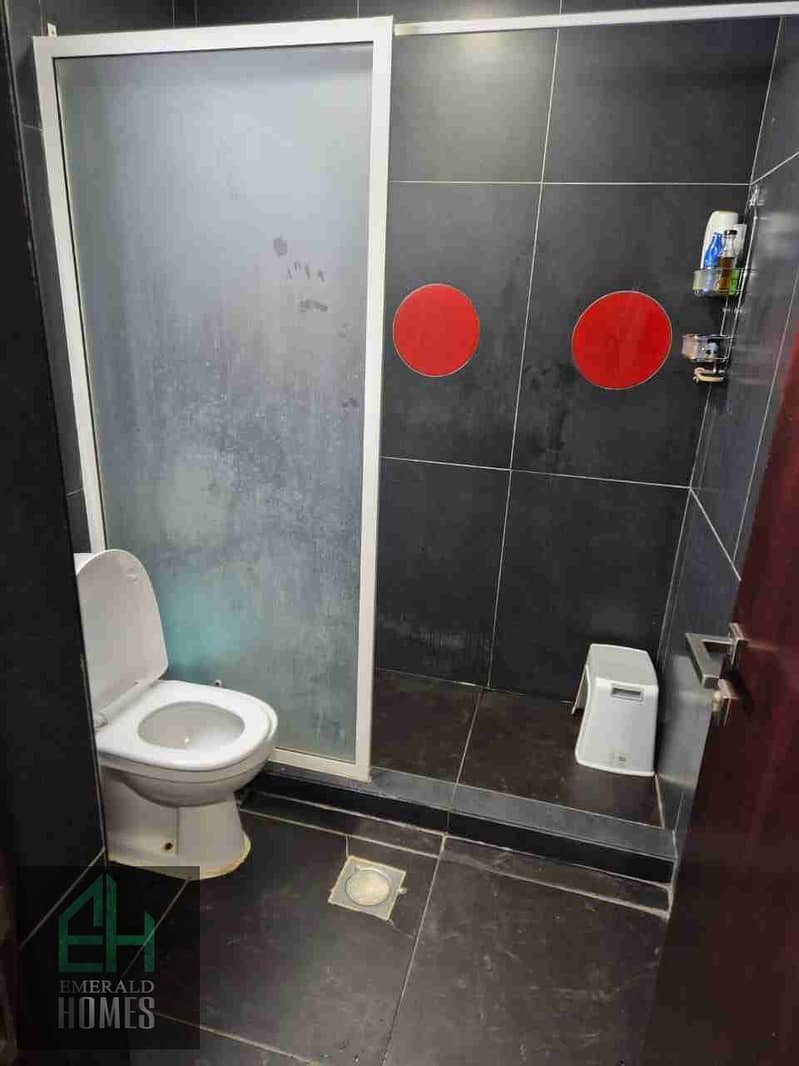 Specious 1bhk fully furnished ll ready to move