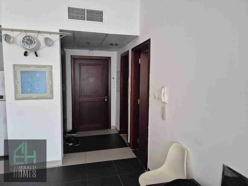 Specious 1bhk fully furnished ll ready to move
