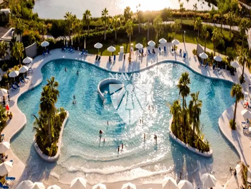 4 Bedroom Mid Unit | Great Price | Luxury Home