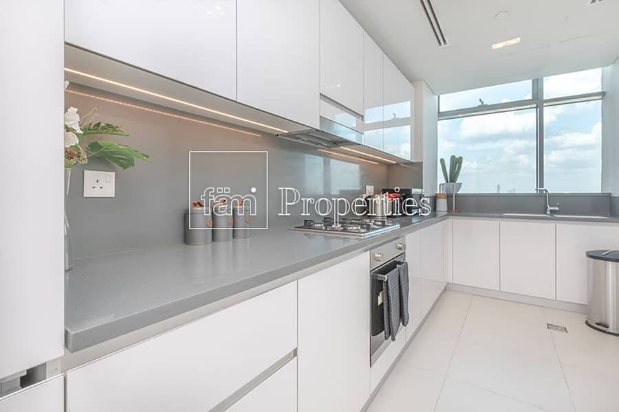 Corner Unit With City View | With Maid's Room - Image 8