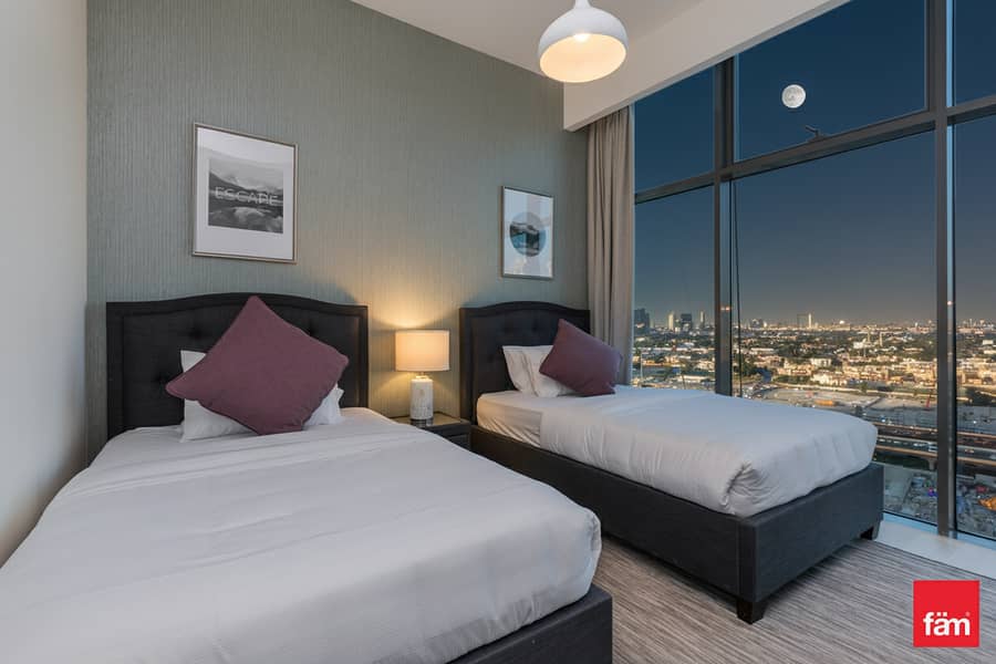 Corner Unit With City View | With Maid's Room - Image 9