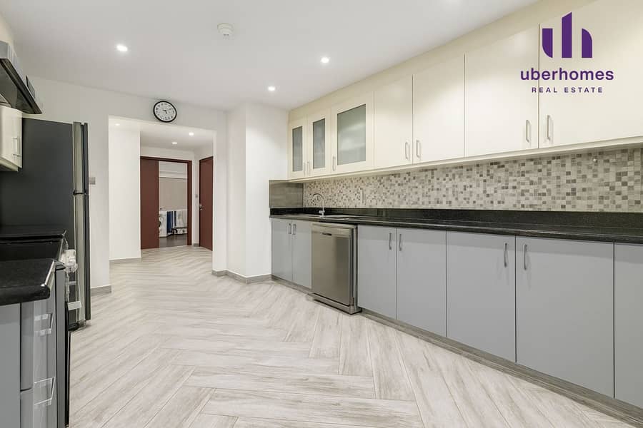High Floor | Upgraded Unit | Community View - Image 6
