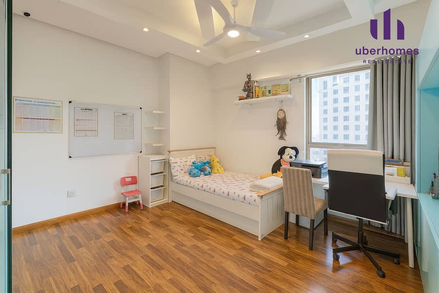 High Floor | Upgraded Unit | Community View - Image 15