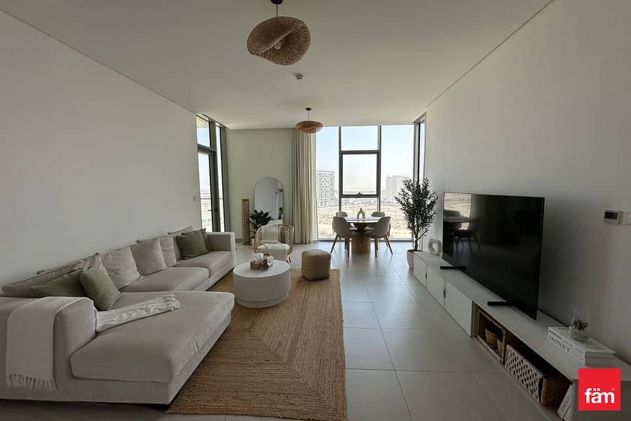 Unfurnished | Vacant On Jan | Spacious | Bright