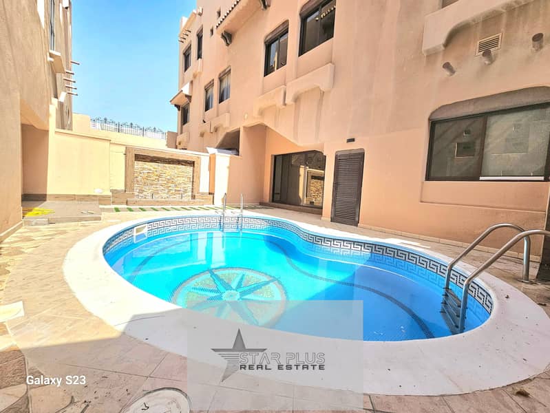 PRIVATE ENTRANCE 4 BEDROOM VILL WITH MAID ROOM ALL ROOM MASTER ALSO PRIVATE SWIMMING POOL - Image 15