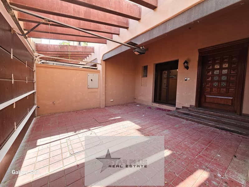 PRIVATE ENTRANCE 4 BEDROOM VILL WITH MAID ROOM ALL ROOM MASTER ALSO PRIVATE SWIMMING POOL - Image 18