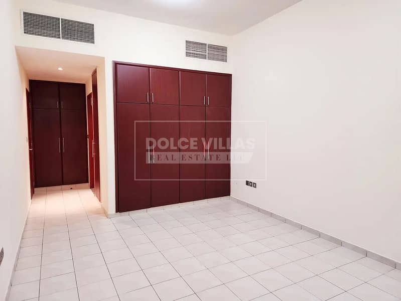 READY TO MOVE | SPACIOUS LAYOUT | FAMILY COMMUNITY