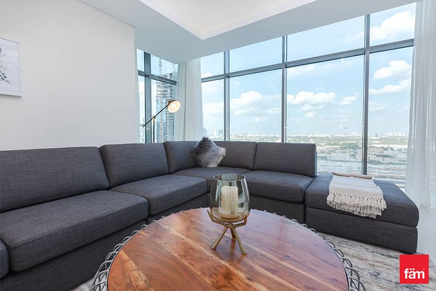 Corner Unit with City View | Multiple Options