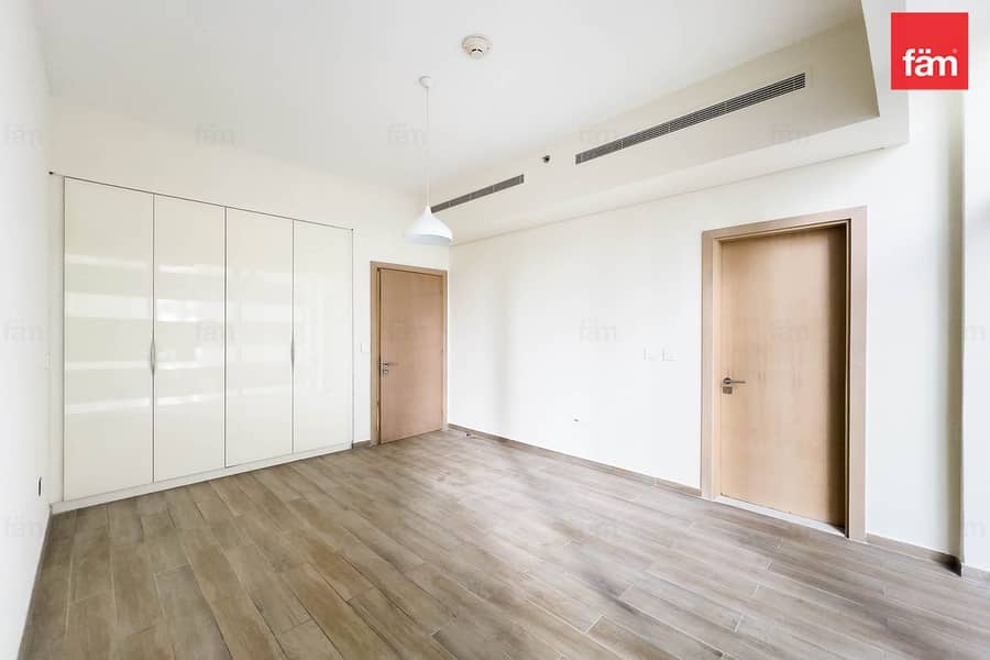 Big family apt | High floor | Near Dubai Mall - Image 10