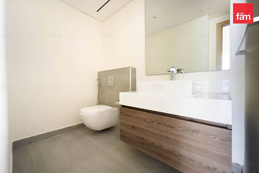 Big family apt | High floor | Near Dubai Mall - Image 24