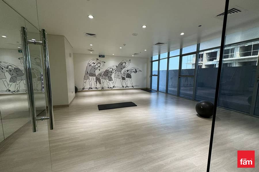 Furnished Studio | Near Metro | Luxury Facilities - Image 8