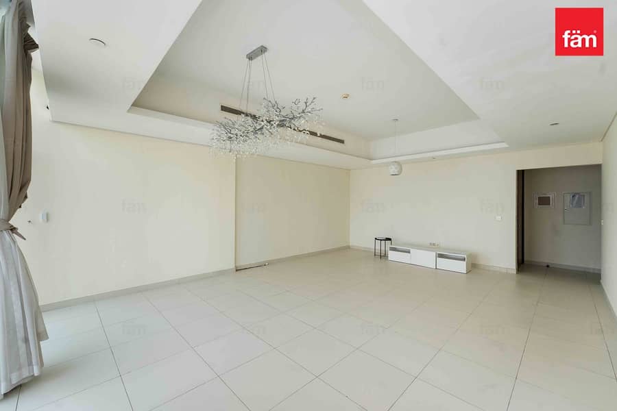 Starting Price 3,99m|Multiple Options|Large Layout