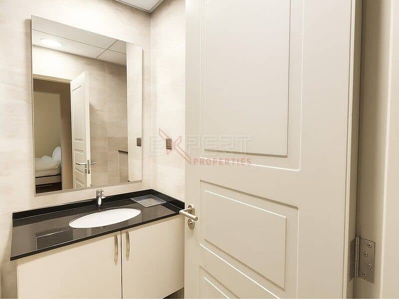 Ready to Move | Courtyard View | Fully Furnished - Image 6