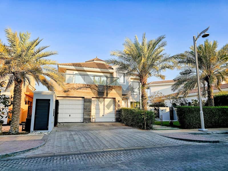 4BR|Exquisite Upgraded Beach front|Private Pool