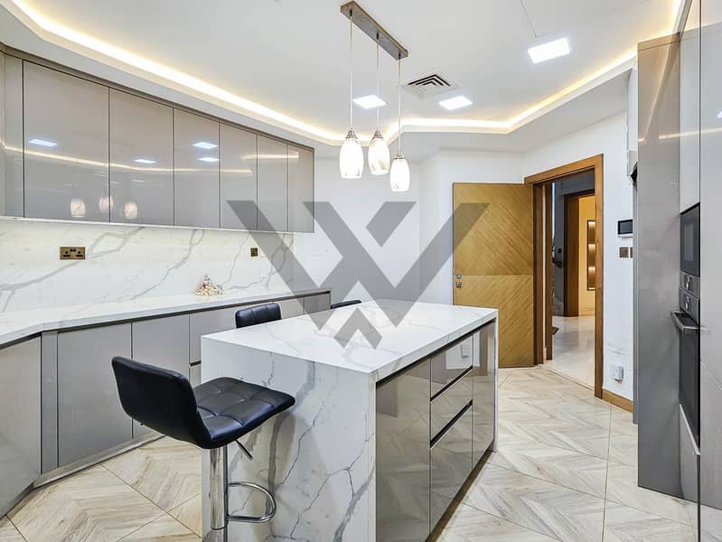 4BR|Exquisite Upgraded Beach front|Private Pool - Image 19