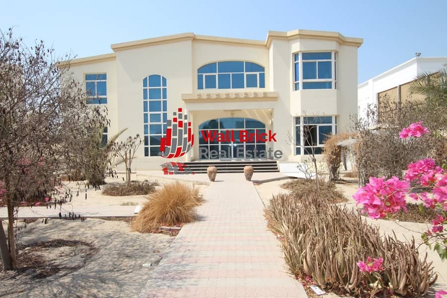 Truly Sensational Family Home In Outstanding Location Truly Sensational Family Home In Outstanding Location