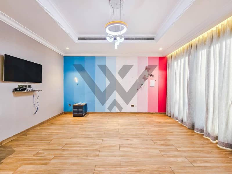 4BR|Exquisite Upgraded Beach front|Private Pool - Image 26