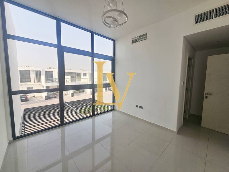 R2MB | Unfurnished | Rented With Notice | closed kitchen - Image 11