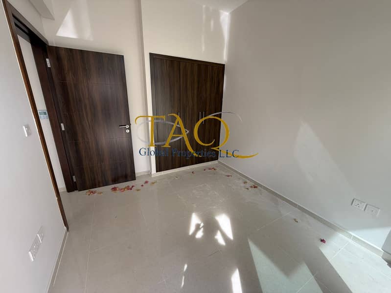 BRAND NEW 4BR | POOL VIEW | UN-FURNISHED | - Image 12