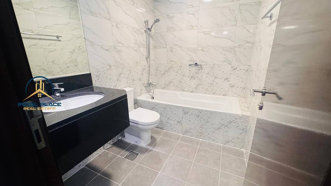 Prime Location | liwan | Spacious Studio - Image 8