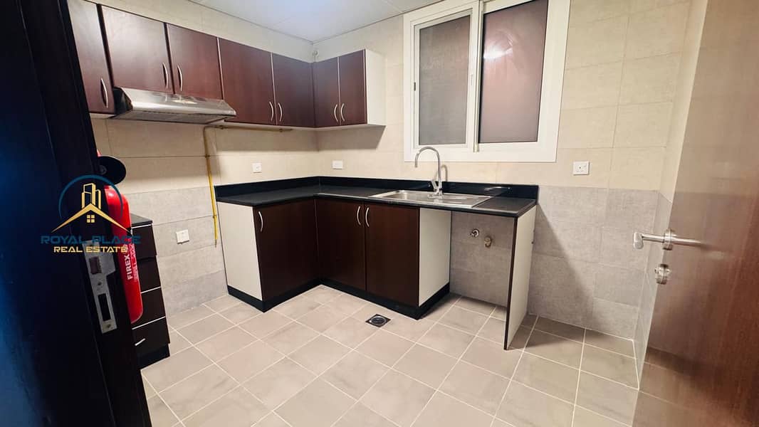 Prime Location | liwan | Spacious Studio - Image 9