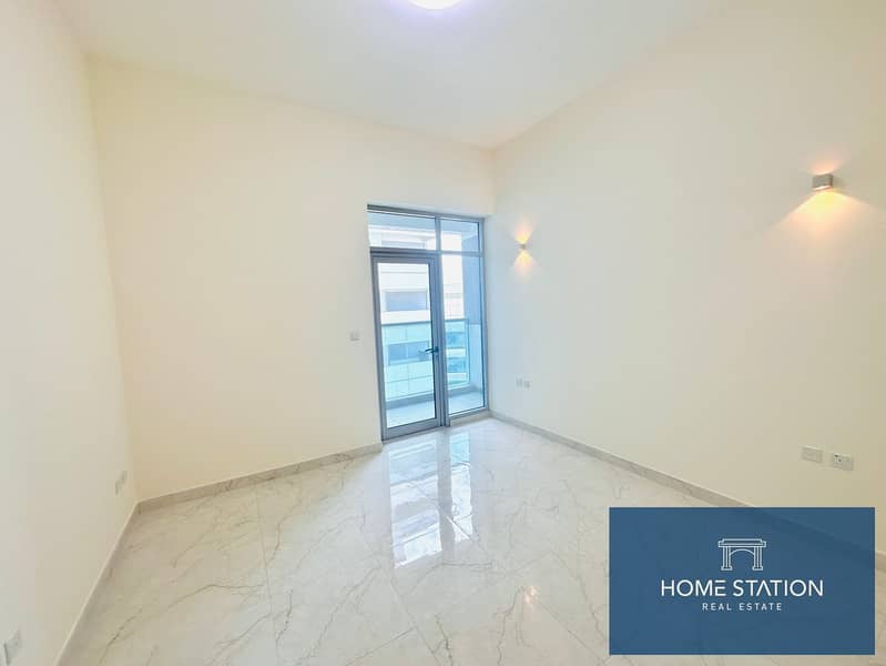 Chiller Free Huge Layout 2BR Available