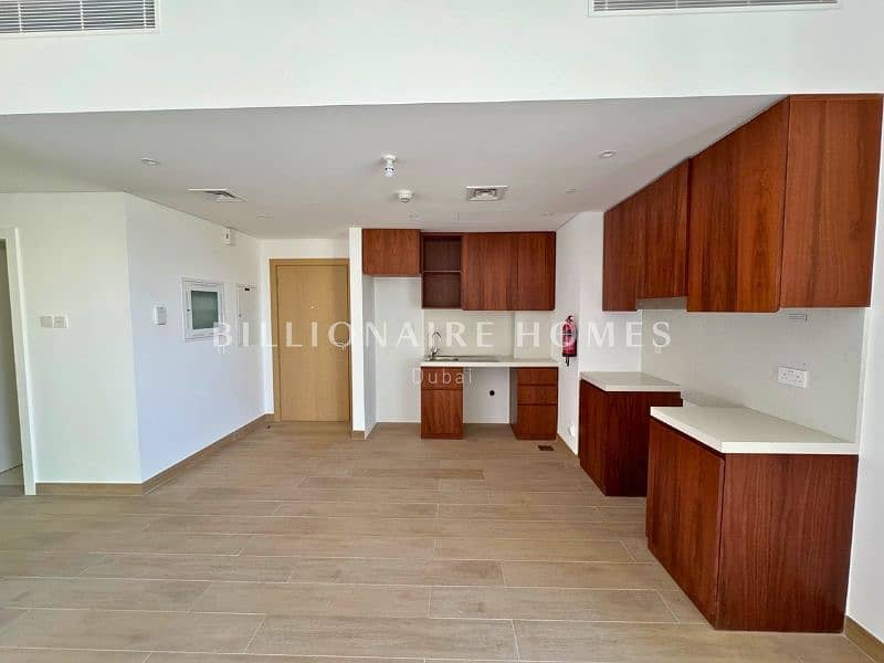 Available January 1 | Appliances In | 4- Cheques