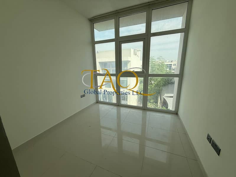 ELEGANT 3BR CORNER | UN-FURNISHED | BACK TO BACK | - Image 6