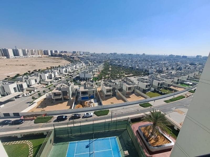 Villa Facing: Close to Metro Spacious Studio