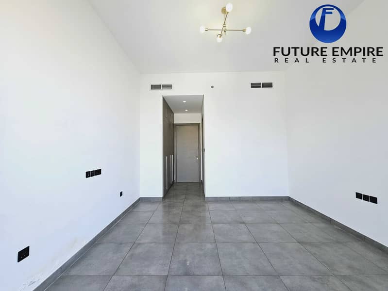 Spacious 2-Bedroom | Maid room | Book Now - Image 7