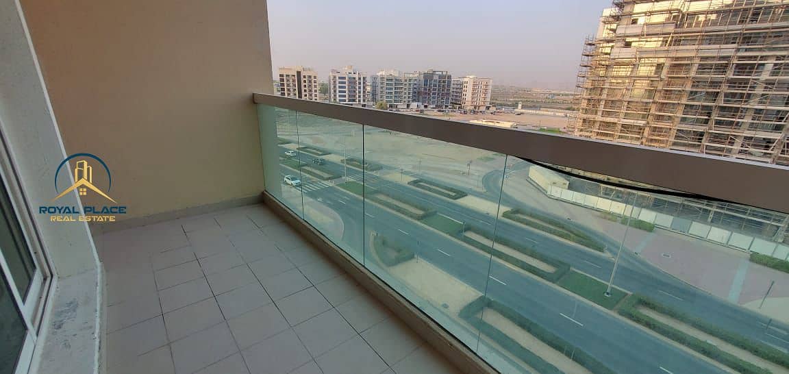 Spacious Studio | Prime Location | Dubai Land