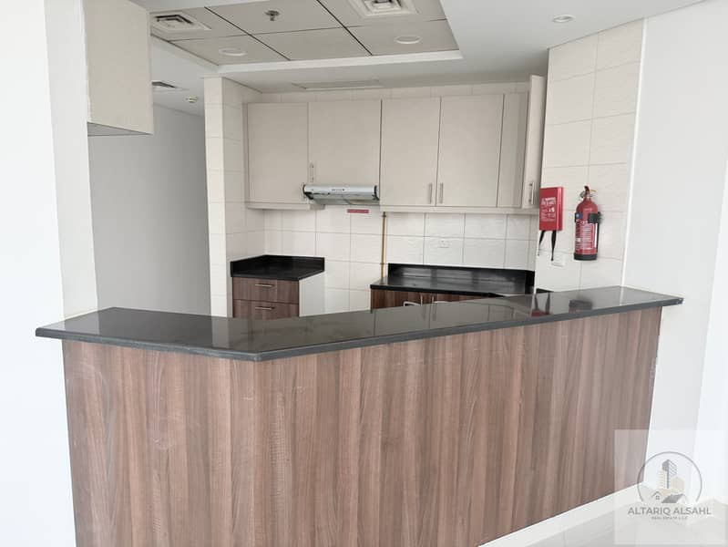 Amazing View | Good Layout | Ready to Move - Image 7