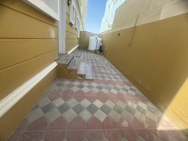 Spacious 3-Bedroom Villa for Rent in Mirdif