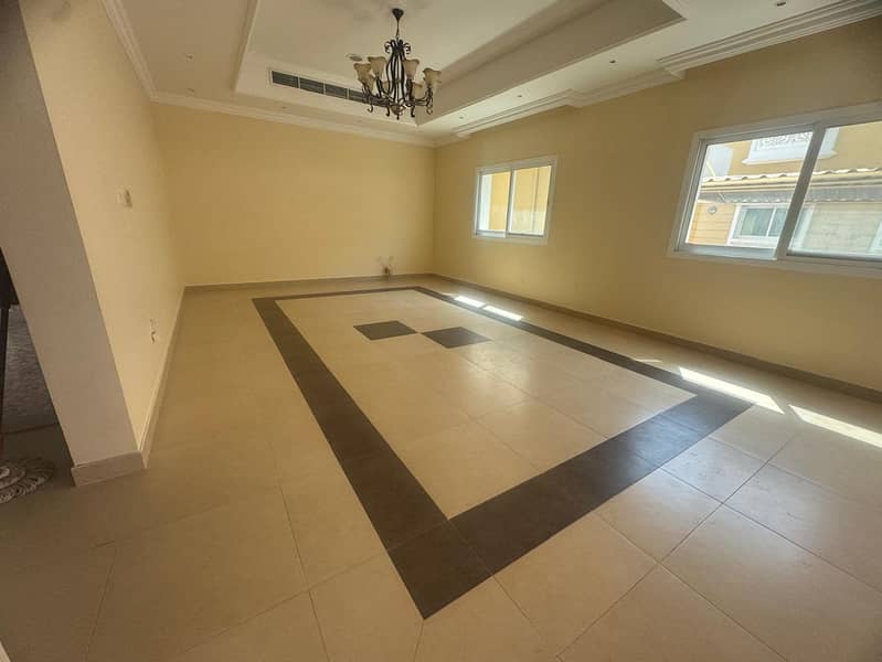 Spacious 3-Bedroom Villa for Rent in Mirdif - Image 11