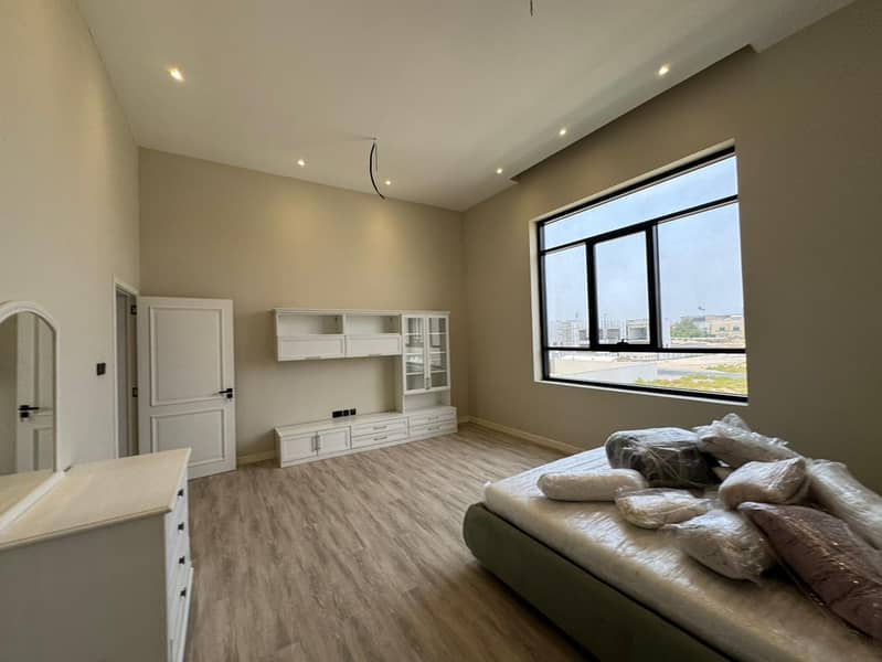 Brand New |5BR Modern Villa | Garden - Image 17