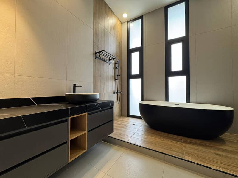 Brand New |5BR Modern Villa | Garden - Image 23