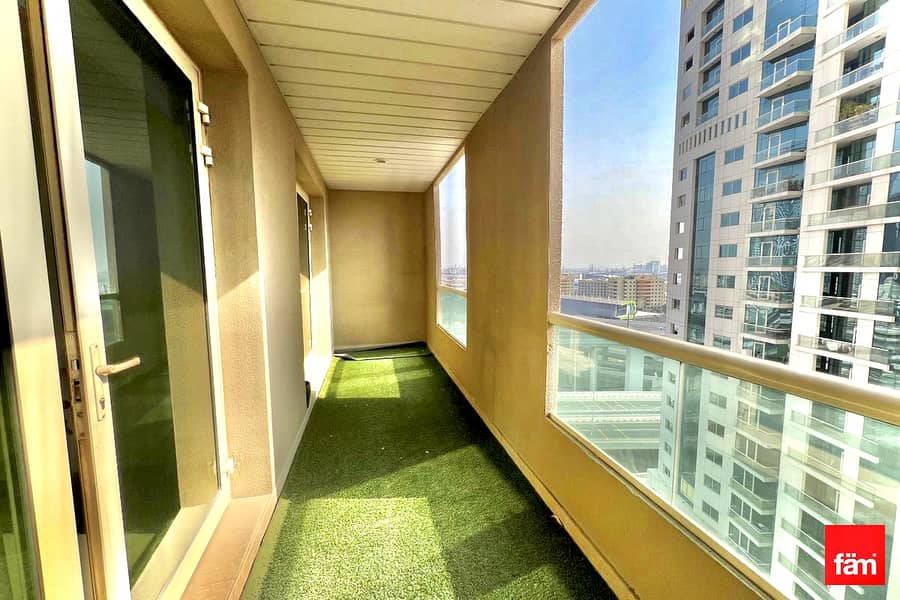 Spacious | Partial Sea Views | Perfect For Duo