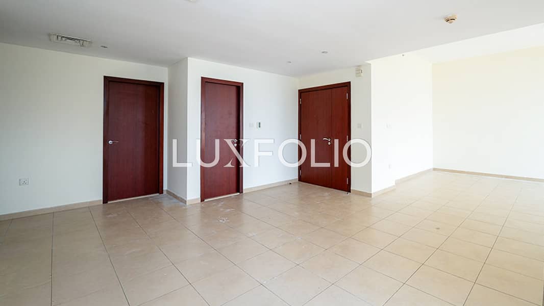 Sea View | Vacant | Airbnb-Ready Investment