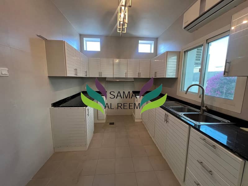 Independent Villa | 4 Bed +Maid | Garden | Near Canal - Image 20