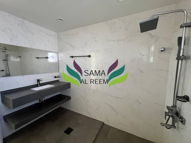 Independent Villa | 4 Bed +Maid | Garden | Near Canal - Image 26