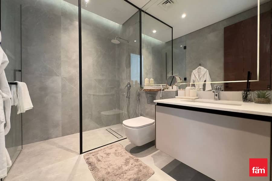 Top Quality Fittings | Vastu Unit | Negotiable - Image 23