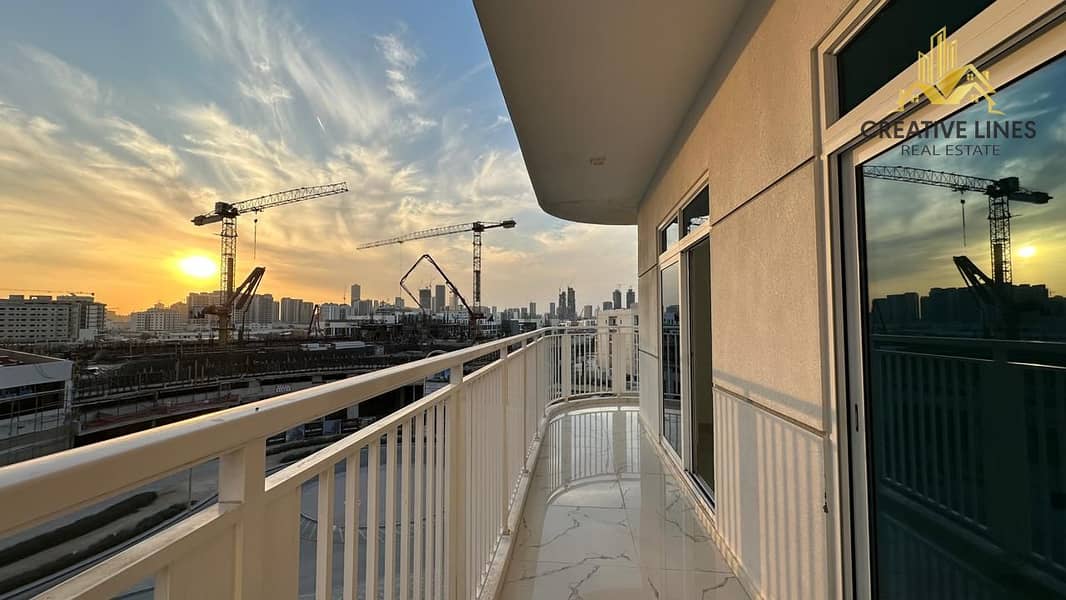 NO Commission | SPACIOUS UNIT | YEARLY LEASE - Image 11