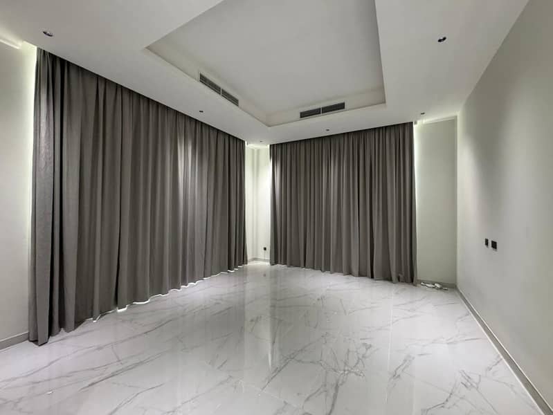 Luxurious 6BR | Modern |Maid Room - Image 8